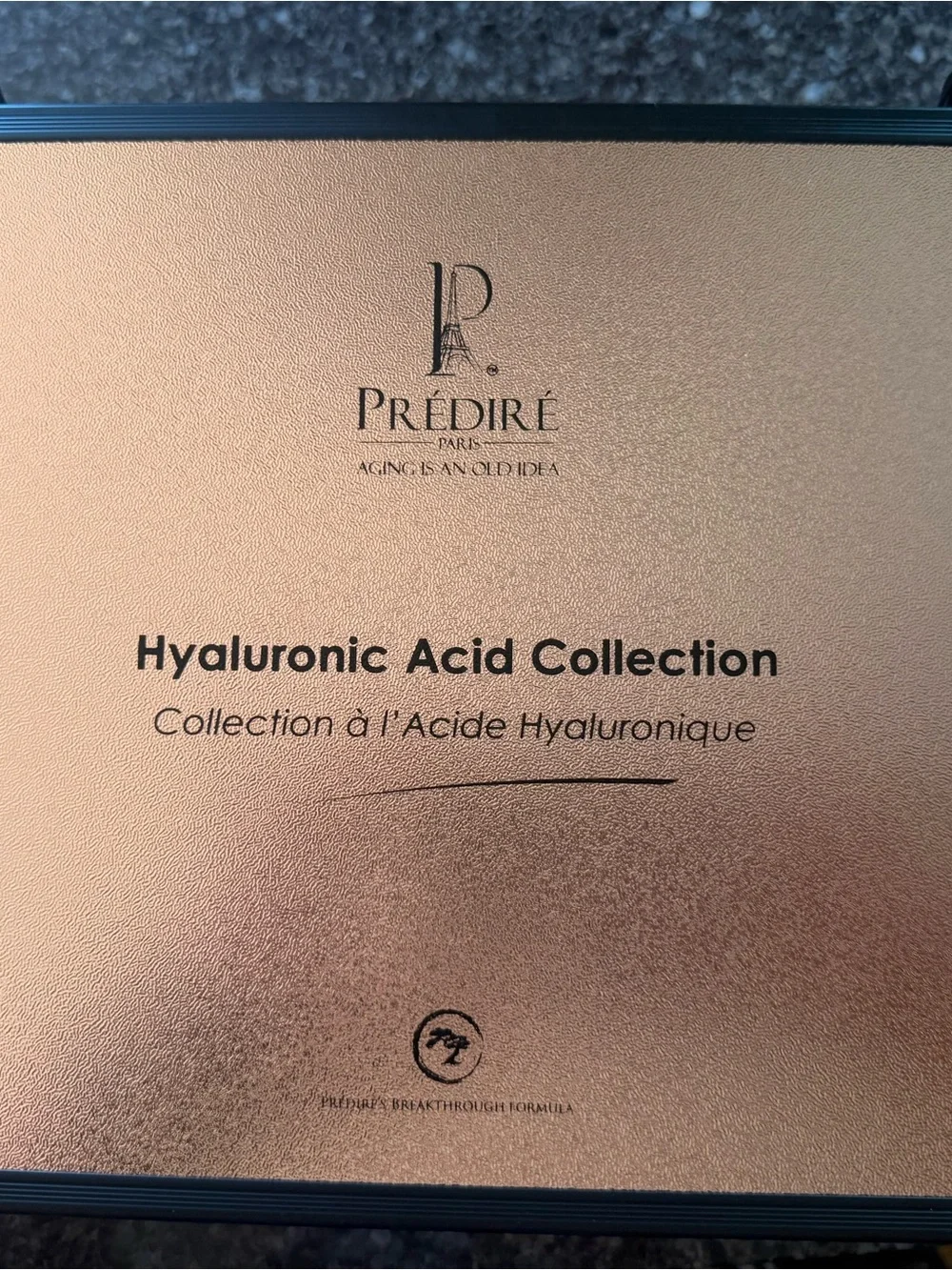 Prédiré Paris skin care collection Double-Acting Facial Moisturizer - Red